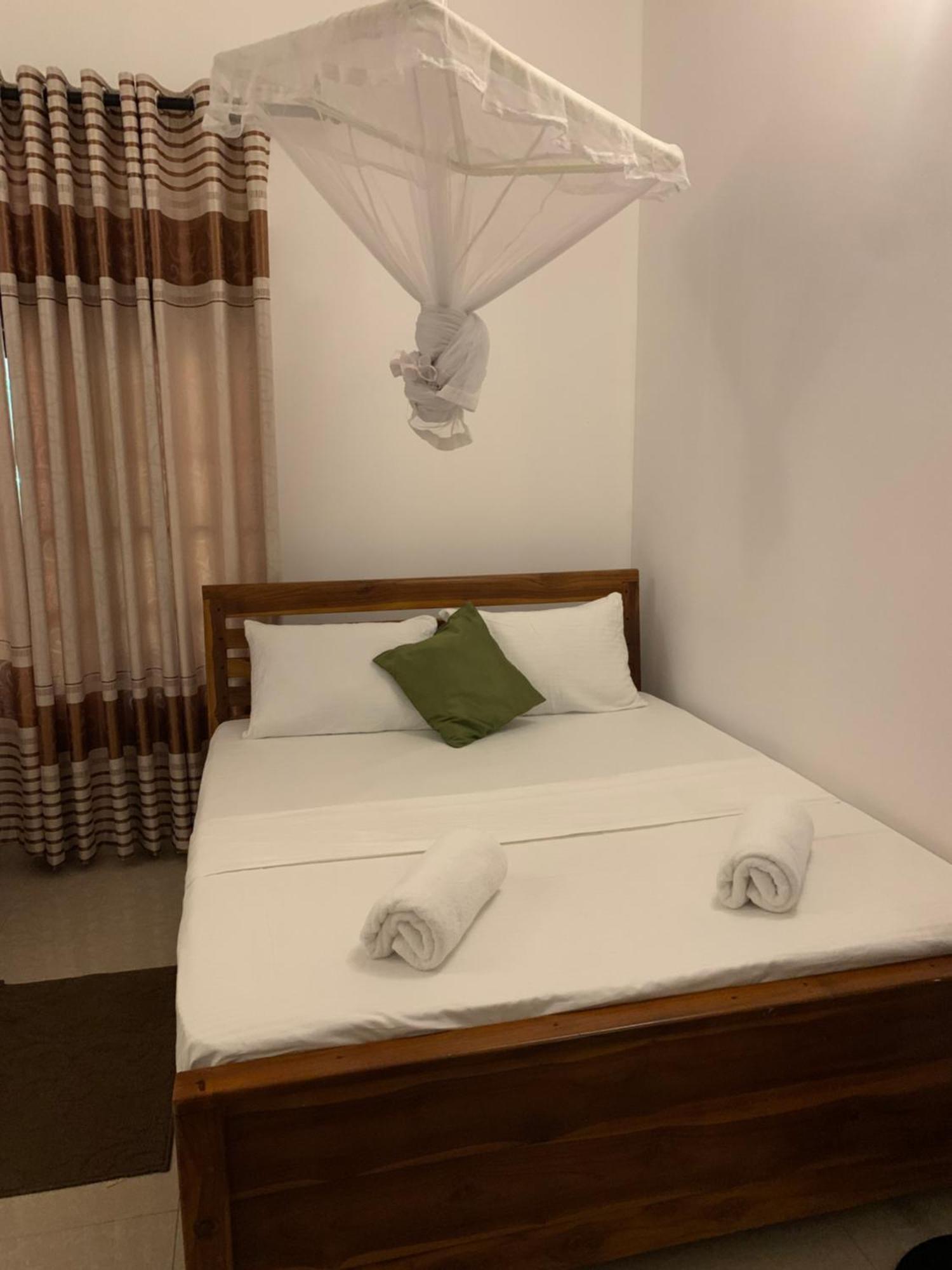 Hotel Walawa Blue Sapphire Udawalawe Exterior foto