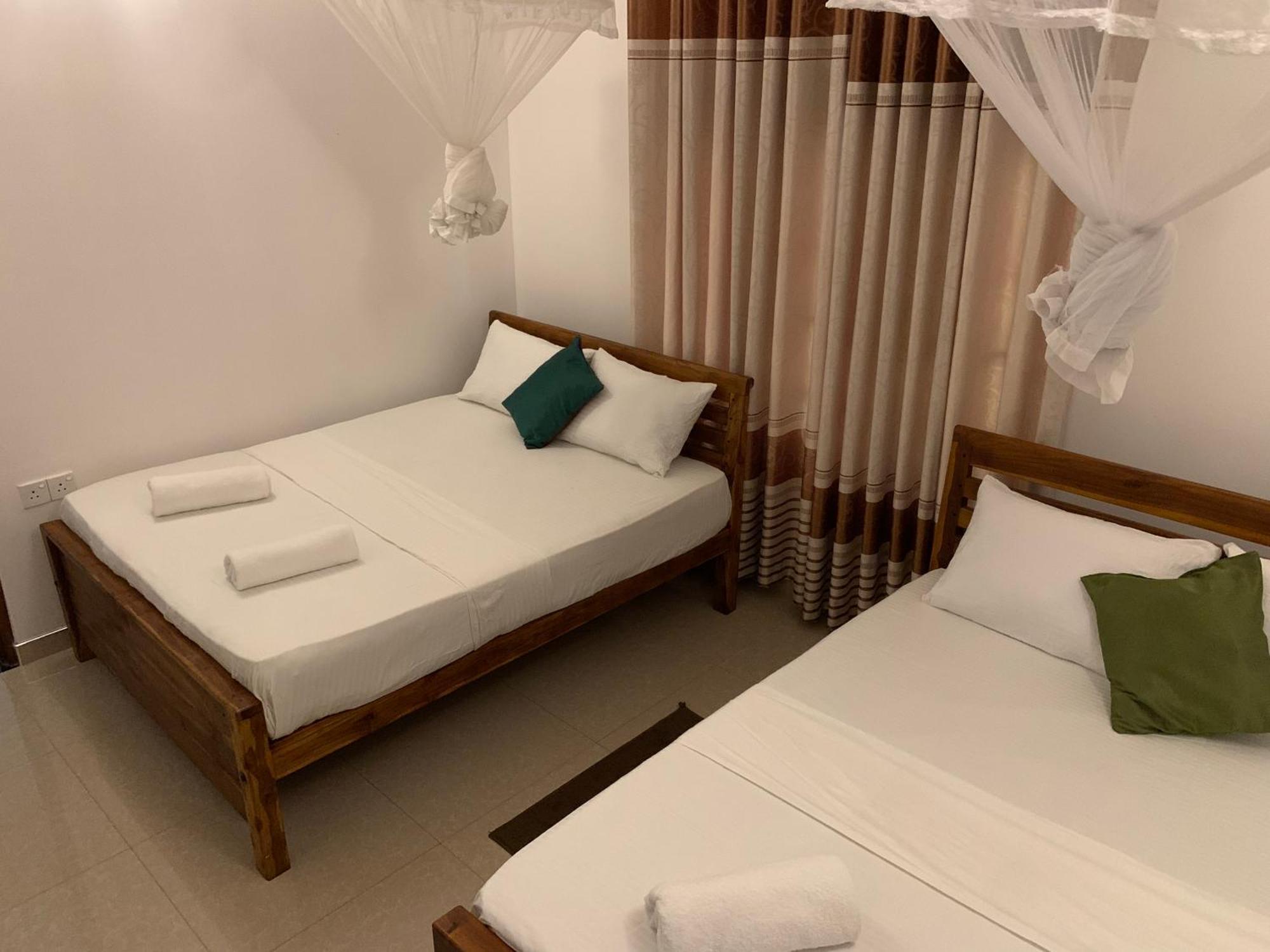 Hotel Walawa Blue Sapphire Udawalawe Exterior foto